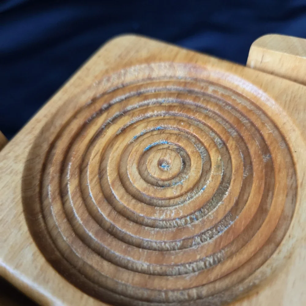 Dolphin Genuine Beechwood Wooden Holder and 8 Coasters Condensation Catch Rings